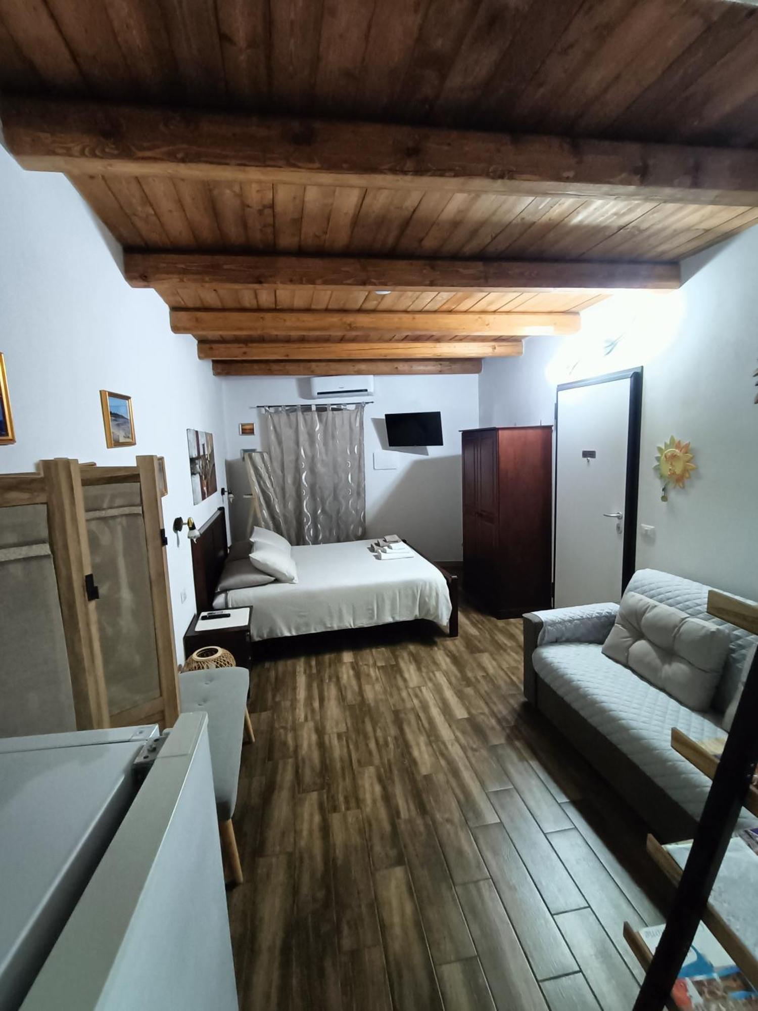 Bed And Breakfast Raggio Di Sole Iglesias Ngoại thất bức ảnh