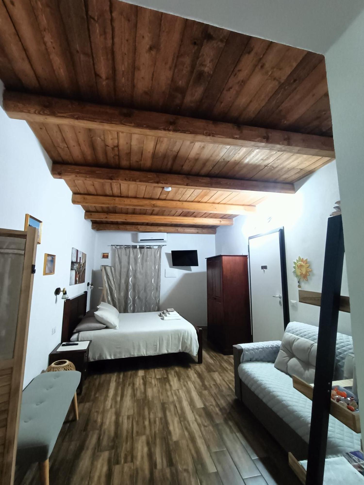 Bed And Breakfast Raggio Di Sole Iglesias Ngoại thất bức ảnh
