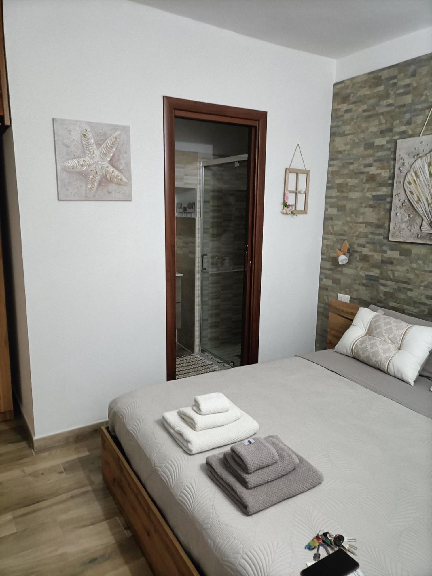 Bed And Breakfast Raggio Di Sole Iglesias Ngoại thất bức ảnh