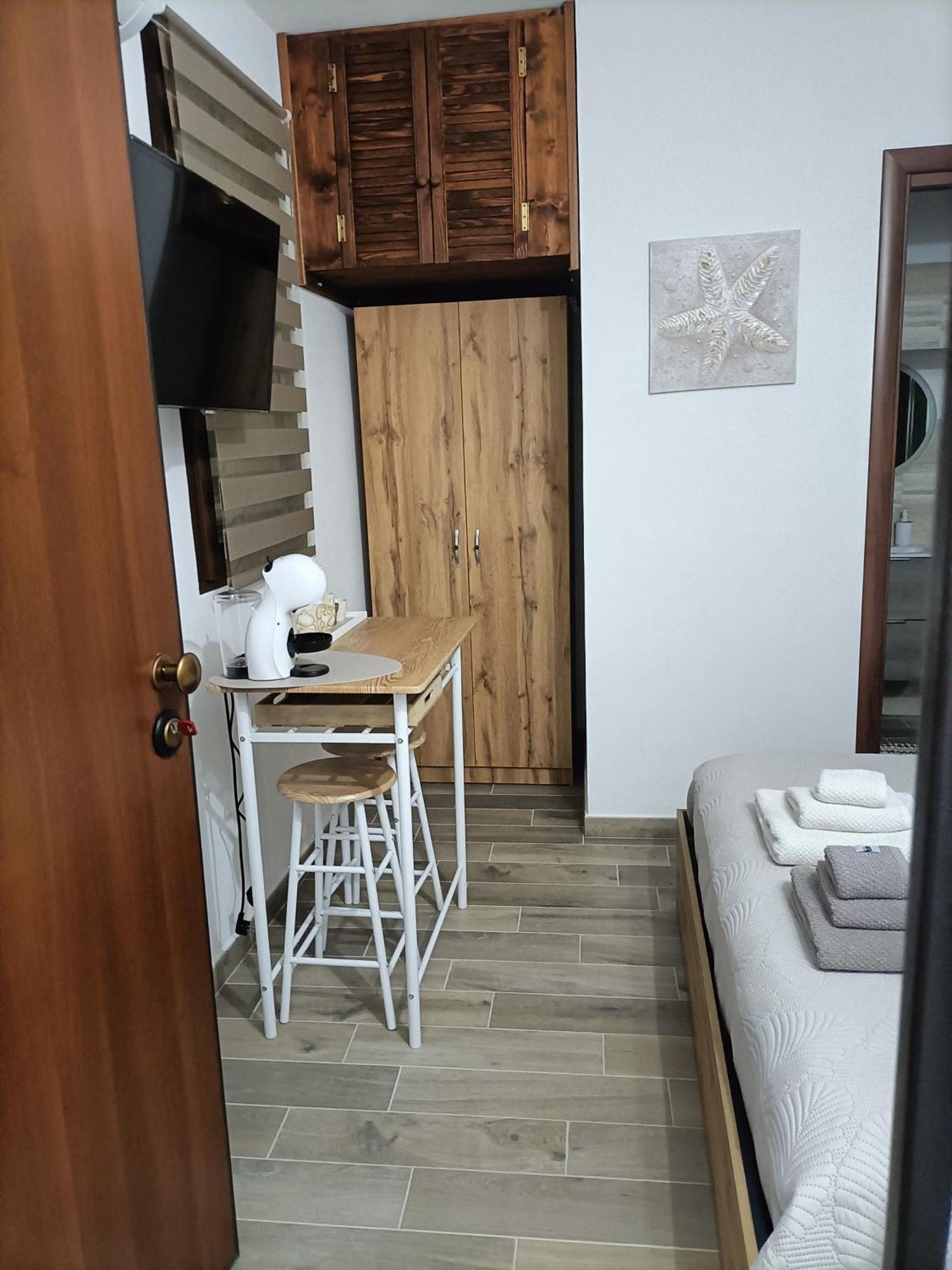 Bed And Breakfast Raggio Di Sole Iglesias Ngoại thất bức ảnh